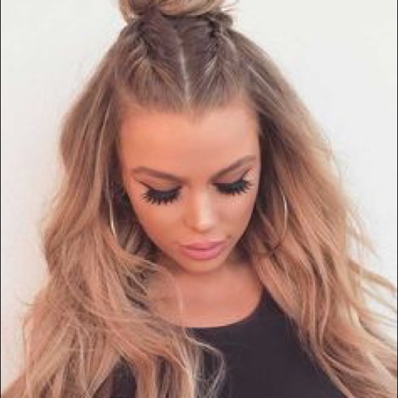 Meet your Posher, Celeste - Picture 1 of 1